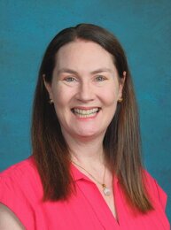 portrait of  Genevieve Apelian